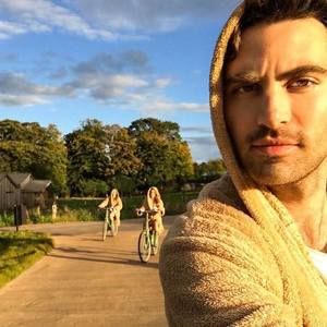 Meet your Posher, Kyle